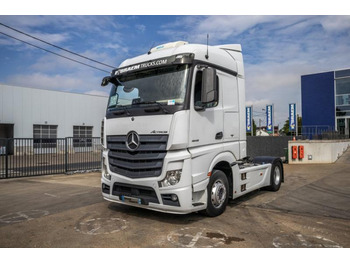Камион влекач MERCEDES-BENZ Actros 1845