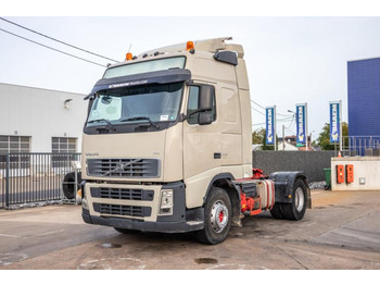 Камион влекач VOLVO FH 400