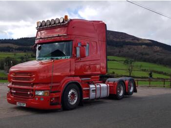 Камион влекач 2011 Scania Bull Nose T620: слика 1