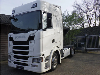 Камион влекач SCANIA S 410