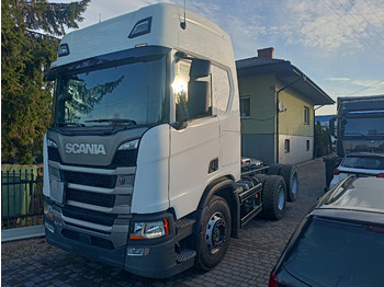 Камион со кабинска шасија SCANIA R 500