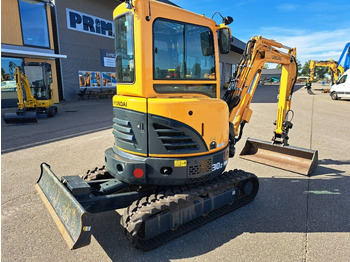 Мини багер Hyundai R30 Z-9AK: слика 4