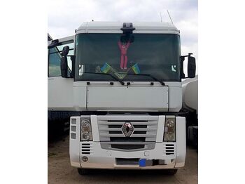 Камион влекач RENAULT Magnum