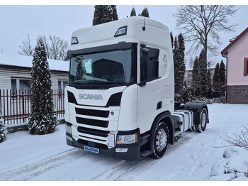 Камион влекач SCANIA R 450
