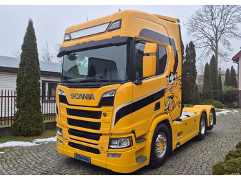 Камион влекач SCANIA R 580