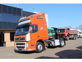Камион влекач VOLVO FM 430