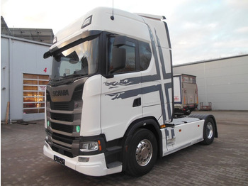 Камион влекач SCANIA S 500