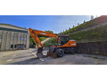 Багер на тркала DOOSAN DX160W