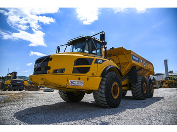Зглобен истоварувач VOLVO A40F