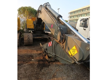 Багер гасеничар VOLVO EC210B