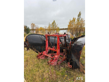 Плуг за чистење снег