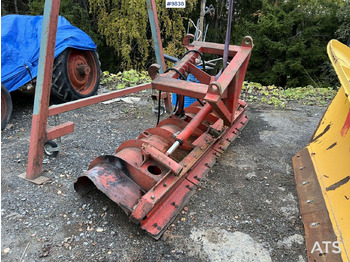 Плуг за чистење снег