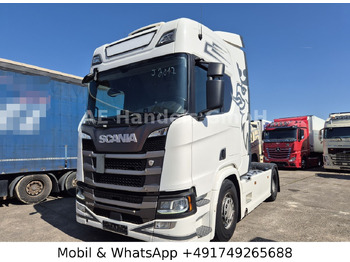 Камион влекач SCANIA R 450