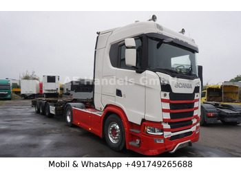 Камион влекач SCANIA S 500