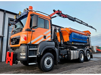 Камион со кука за подигање MAN TGS