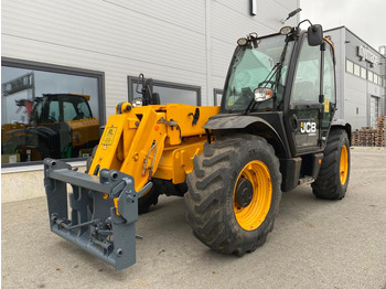 Телескопски ракувач JCB