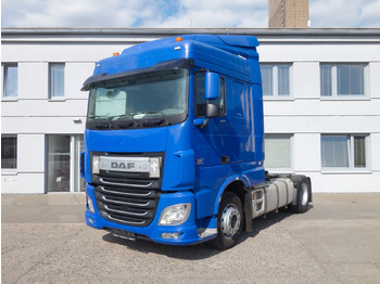 Камион влекач DAF XF 460