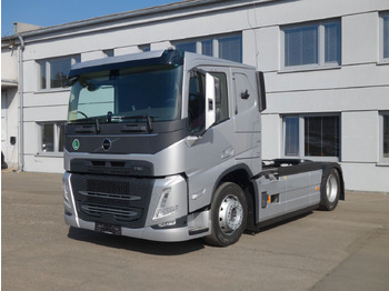 Камион влекач VOLVO FM13 460