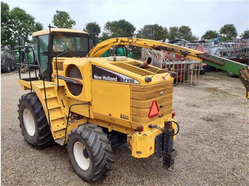 Комбајн за сточна храна New Holland FX 50 FINSNITTER: слика 4