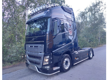Камион влекач VOLVO FH16 650