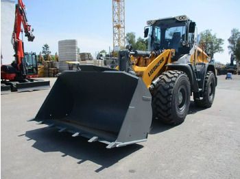 Натоварувач на тркала LIEBHERR L 538