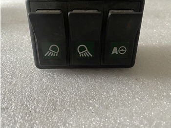 Кабина и ентериер CLAAS