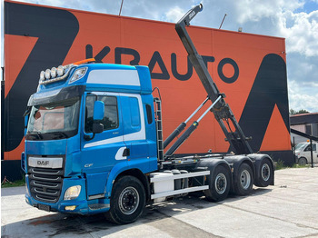 Камион со кука за подигање DAF CF