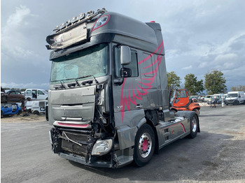 Камион влекач DAF XF 510