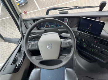 Камион влекач Volvo FH 460 Globetrotter XL / 2 Tanks / APK-TUV 04-26: слика 4
