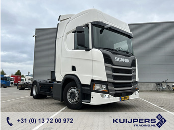 Камион влекач SCANIA R 450