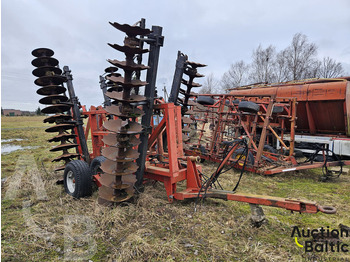 Ситнач со дискови MASSEY FERGUSON