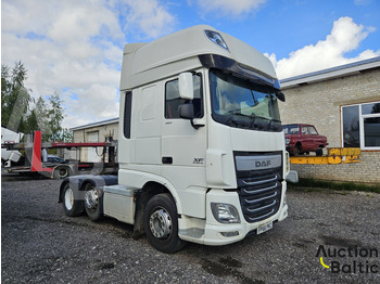 Камион влекач DAF XF 460