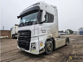 Камион влекач FORD