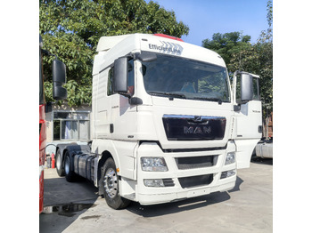 Камион влекач MAN