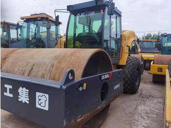 Ваљак XCMG XS263J
