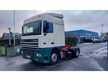 Камион влекач DAF XF 95 430