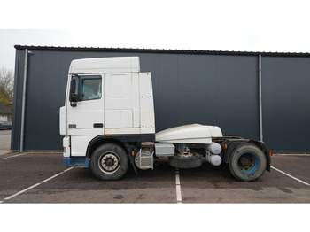 Камион влекач DAF XF 95 380