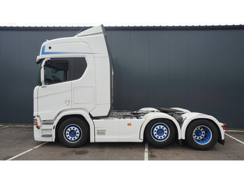 Камион влекач SCANIA R 450