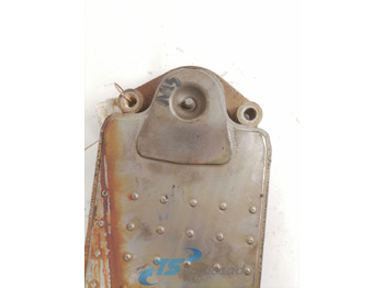 Менувач и делови за Камион Scania Gerabox oil cooler 1753112: слика 2