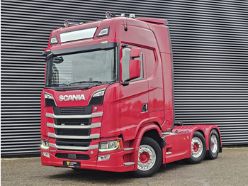 Камион влекач SCANIA S 660 V8