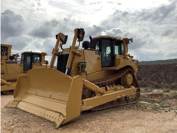 Булдожер CATERPILLAR D8T