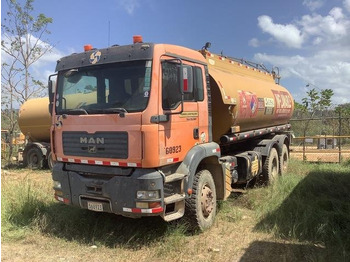 Камион цистерна MAN