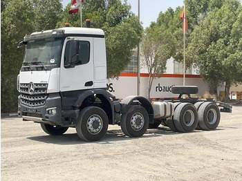Камион со кабинска шасија MERCEDES-BENZ Arocs
