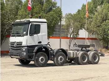 Камион со кабинска шасија MERCEDES-BENZ Arocs
