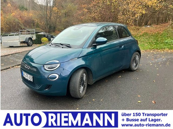 Автомобил FIAT