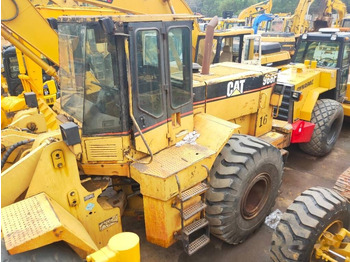 Натоварувач на тркала CATERPILLAR 966F