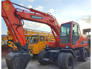 Багер на тркала DOOSAN DH150W-7