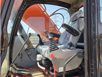 Багер гасеничар Doosan DX225: слика 5