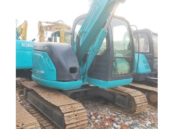 Мини багер Kobelco SK70SR: слика 2