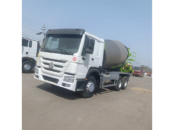 Камион миксер за бетон SINOTRUK HOWO